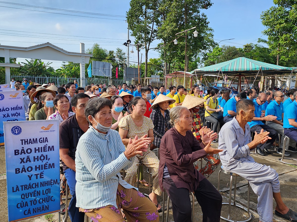 tham gia bảo hiểm là trách nhiệm và quyền lợi của tổ chức, cá nhân