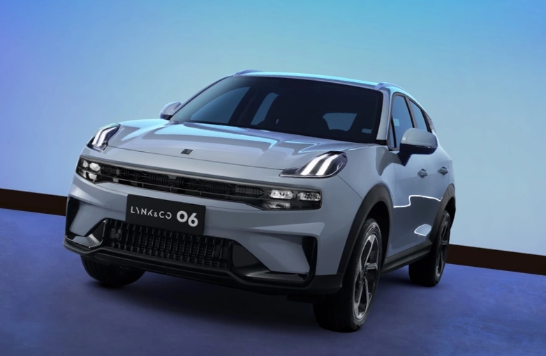 Ô tô điện Lynk & Co06 ra mắt