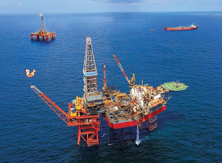 Mỏ Đại Hùng từng được định giá chỉ 1 USD khi PetroVietnam tiếp nhận từ nhà thầu quốc tế, sau 10 năm mang về doanh thu 4 tỷ USD