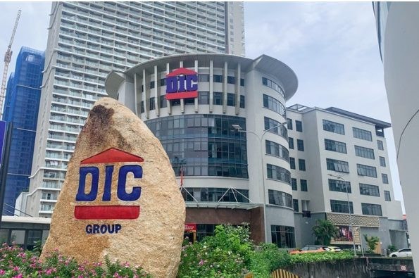 DIC Corp