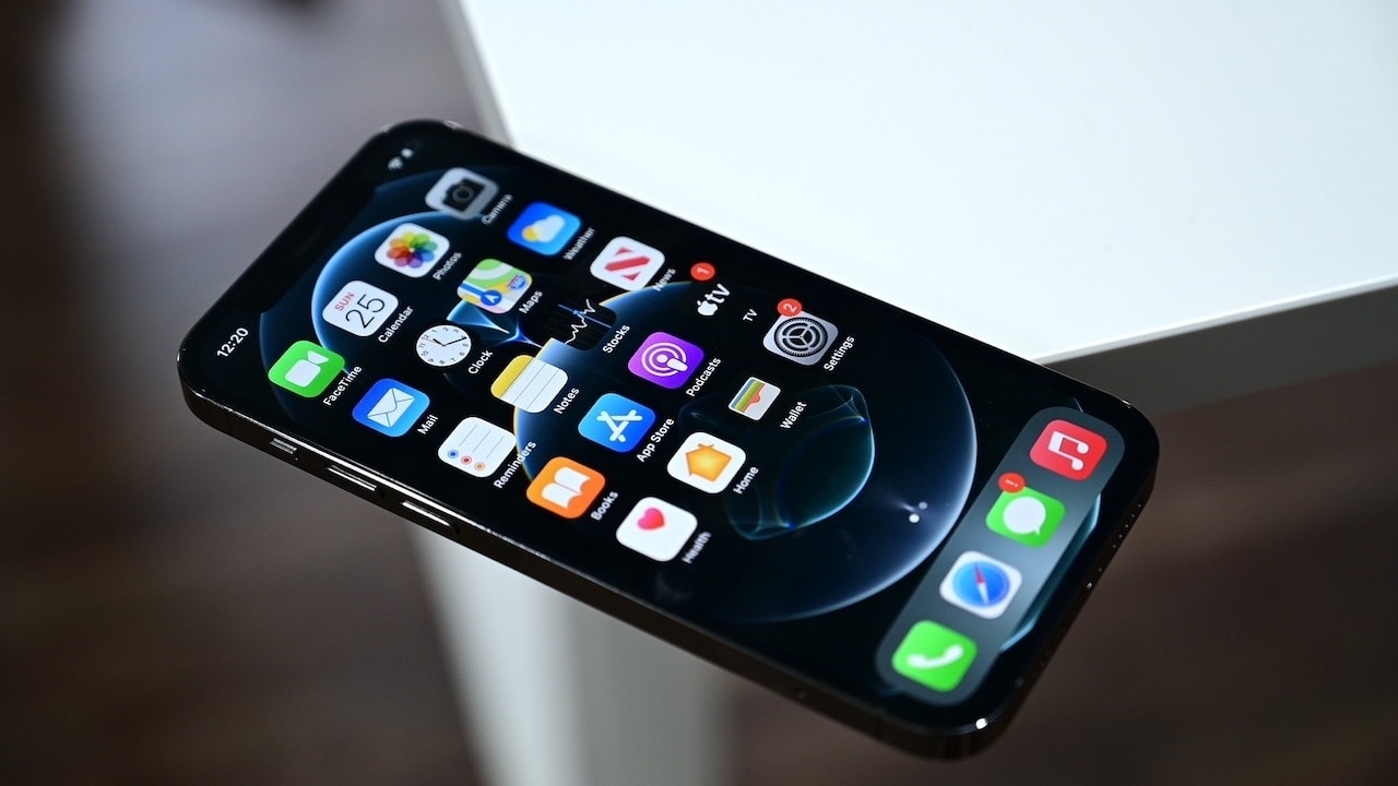 iphone.jpg