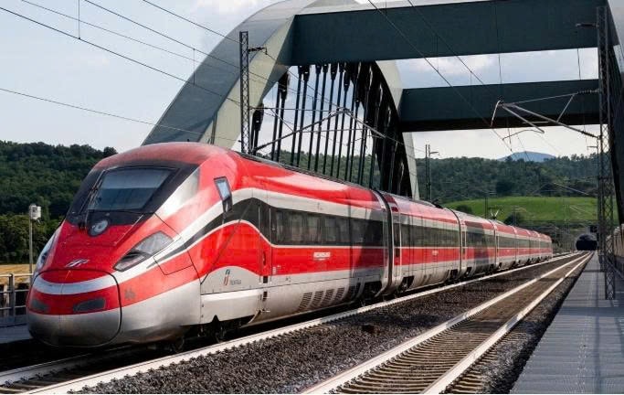 Tàu cao tốc Italya
