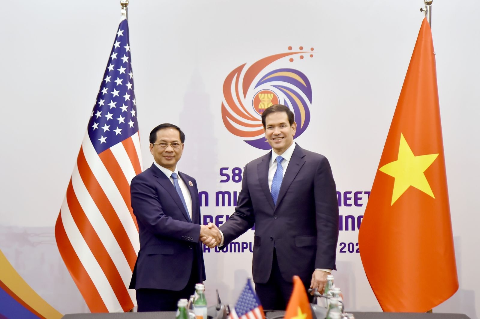 Việt Nam, Hoa Kỳ nhất trí xây dựng quan hệ thương mại cân bằng, ổn định và bền vững- Ảnh 1. Việt Nam, Hoa Kỳ nhất trí xây dựng quan hệ thương mại cân bằng, ổn định và bền vững- Ảnh 1.