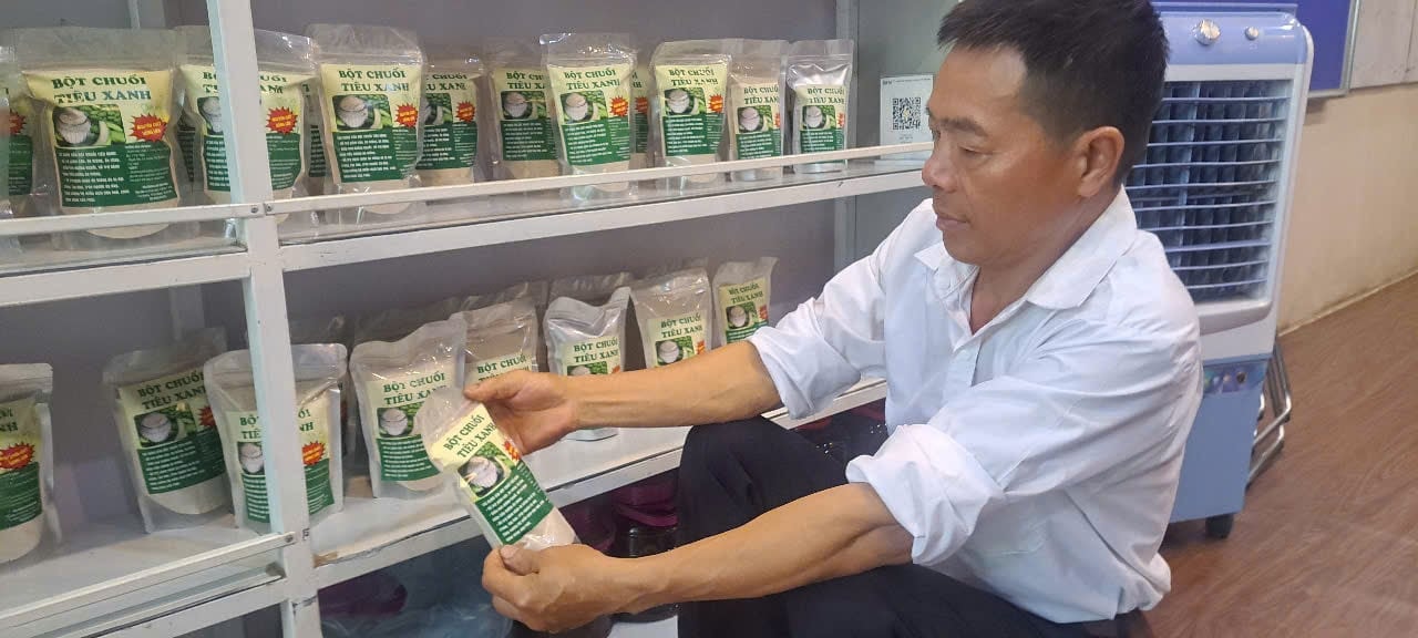 Theo anh Hoàng, bột chuối có giá trị dinh dưỡng và hỗ trợ tăng cường miễn dịch cho đường ruột khoẻ mạnh