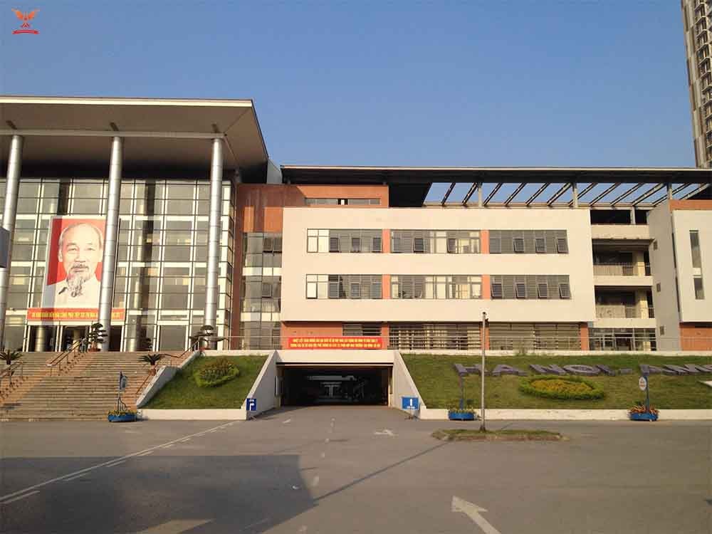 truongchuyen1.jpg