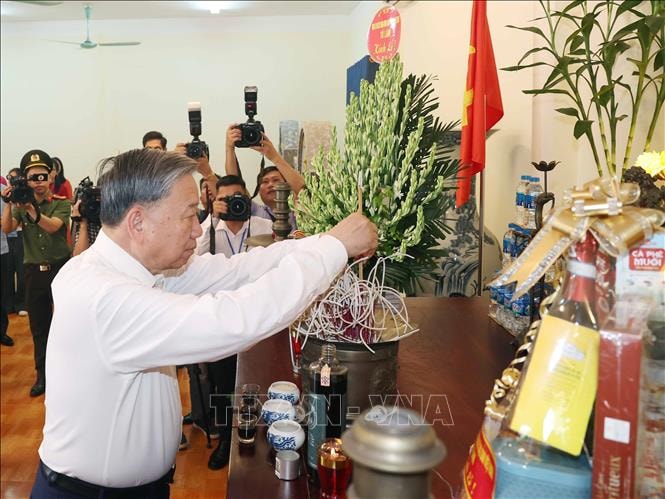 Tổng Bí thư Tô Lâm: Người có công là tài sản quý, là biểu tượng của ý chí, nghị lực Việt Nam- Ảnh 7. Tổng Bí thư Tô Lâm: Người có công là tài sản quý, là biểu tượng của ý chí, nghị lực Việt Nam- Ảnh 7.
