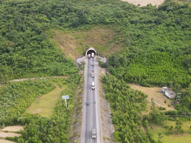 Hầm Đèo Ngang