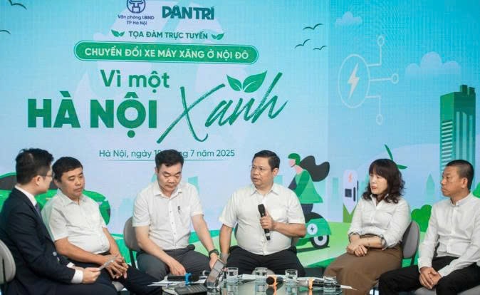 Quang cảnh buổi tọa đàm