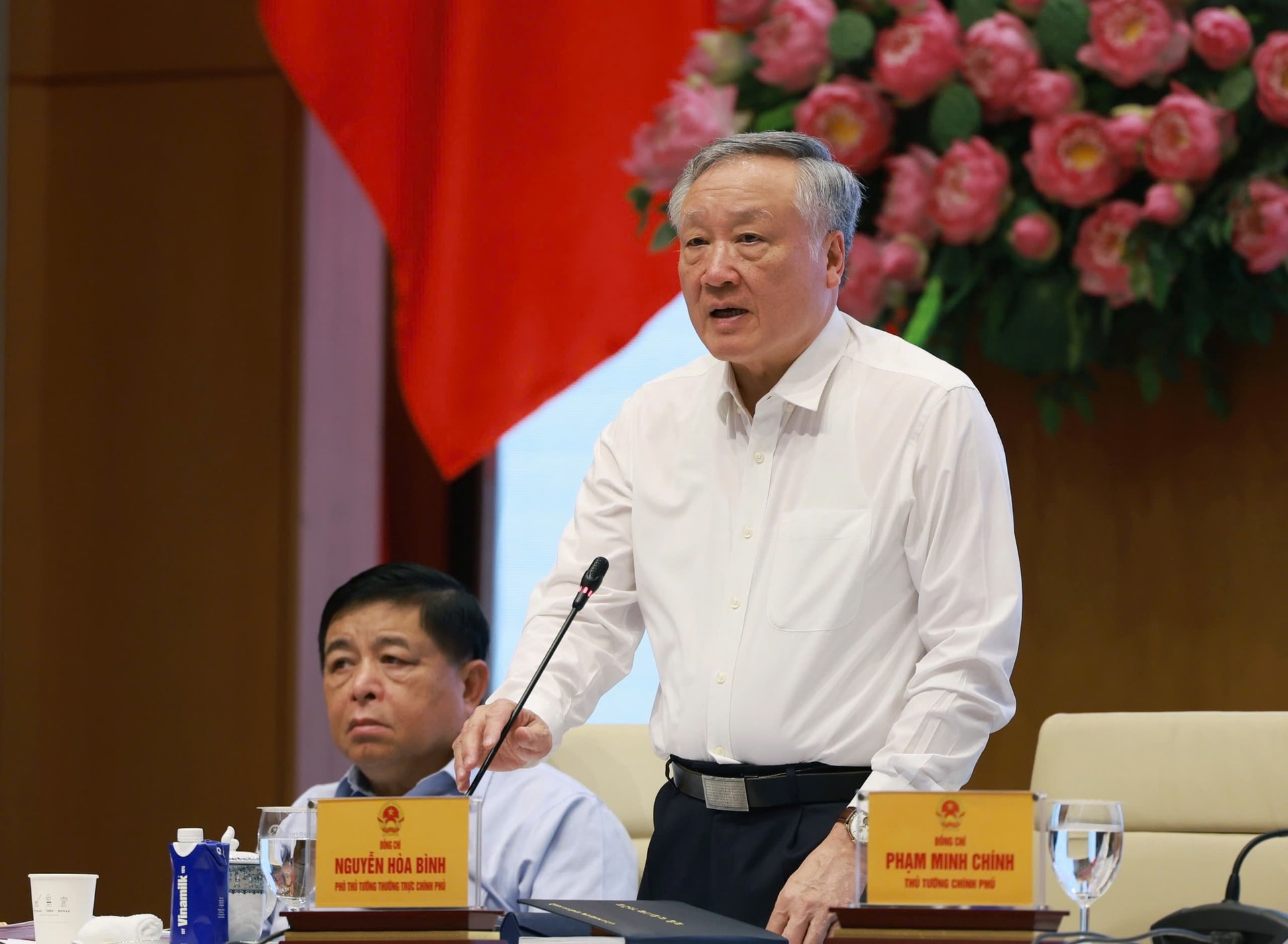 Thủ tướng: Đãi ngộ đặc biệt để thu hút tổng công trình sư, nhân tài khoa học công nghệ- Ảnh 3. Thủ tướng: Đãi ngộ đặc biệt để thu hút tổng công trình sư, nhân tài khoa học công nghệ- Ảnh 3.