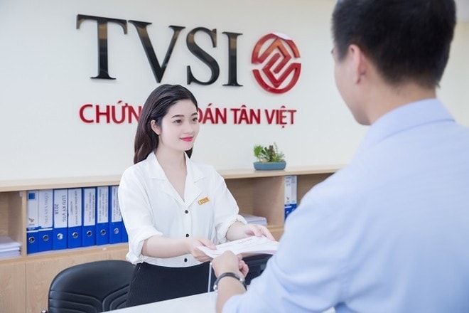 chungkhoantanviet1.jpg