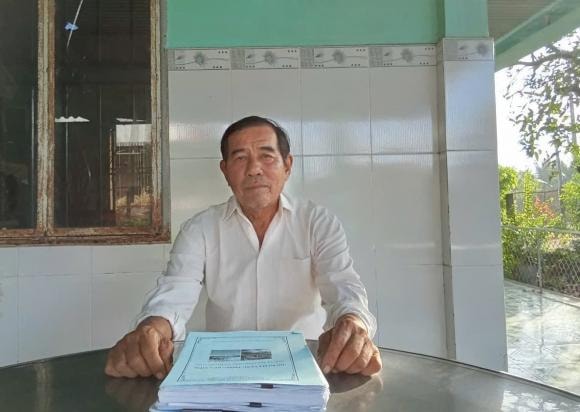 Ông Tư - nông dân Vĩnh Long vươn lên làm giàu từ việc mạnh dạn bỏ cây lúa chuyển sang trồng cây dừa