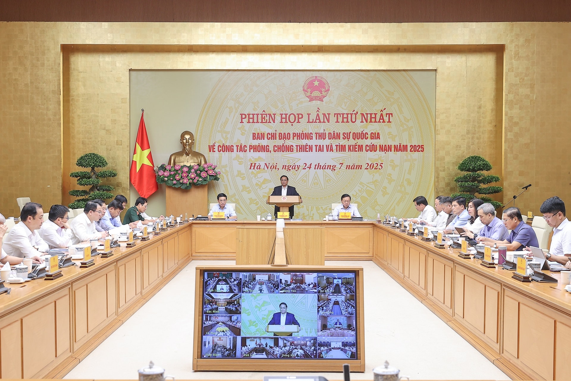 Thủ tướng: Tạo đột phá về năng lực phòng chống thiên tai, lập phương án sơ tán đến từng hộ dân- Ảnh 9.