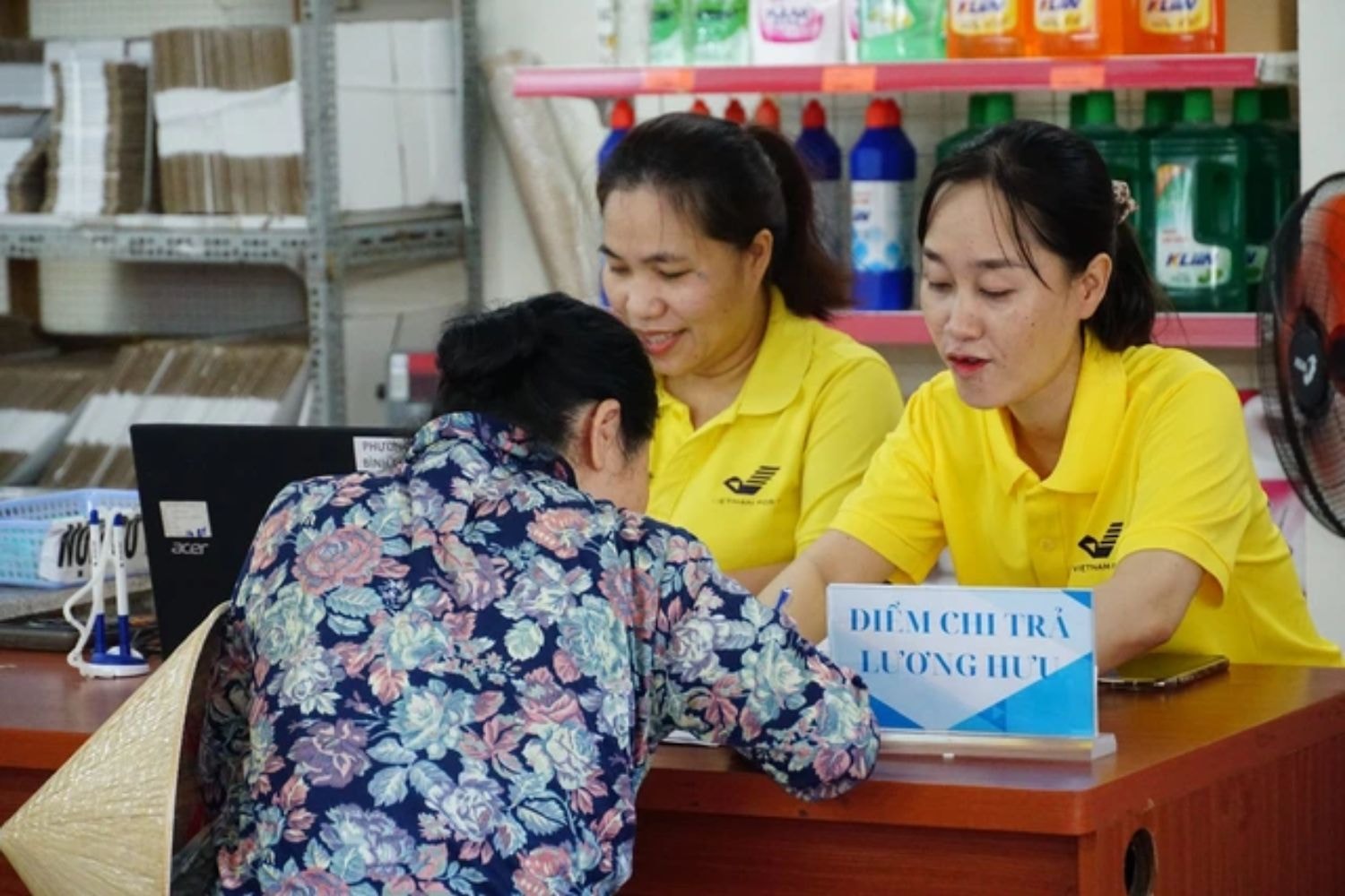 ủy quyền lương hưu