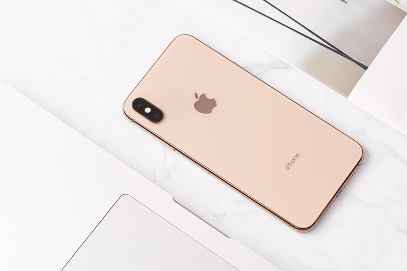 iphone.jpg