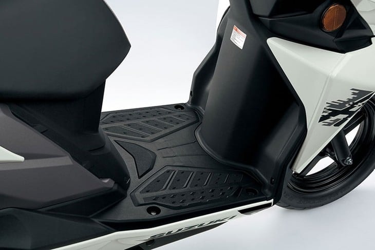 suzuki2.jpg
