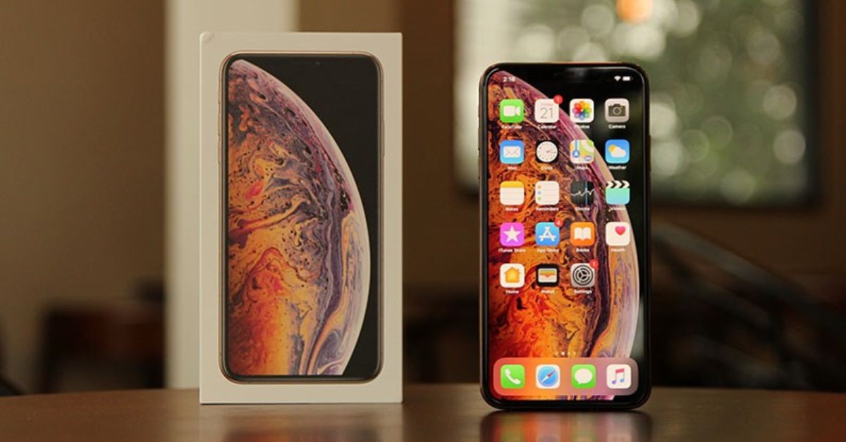 iphone2.jpg