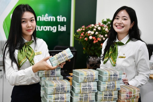 laisuatnganhang6.jpg