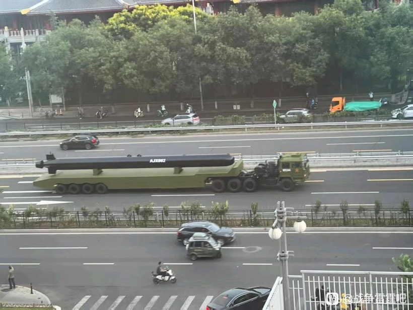 tàu ngầm hạt nhân