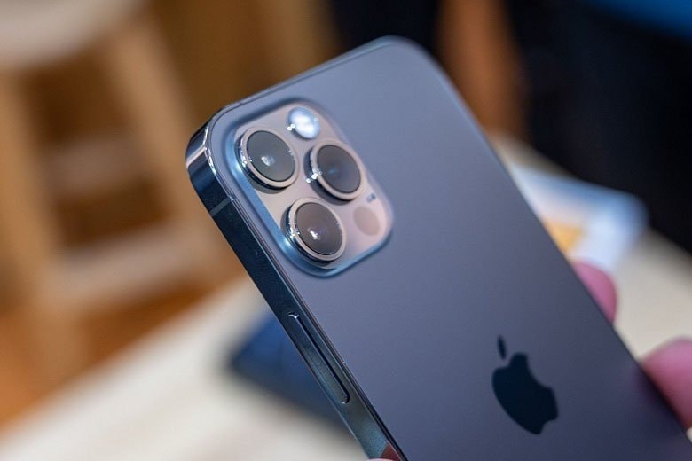 iphone 12 pro 8