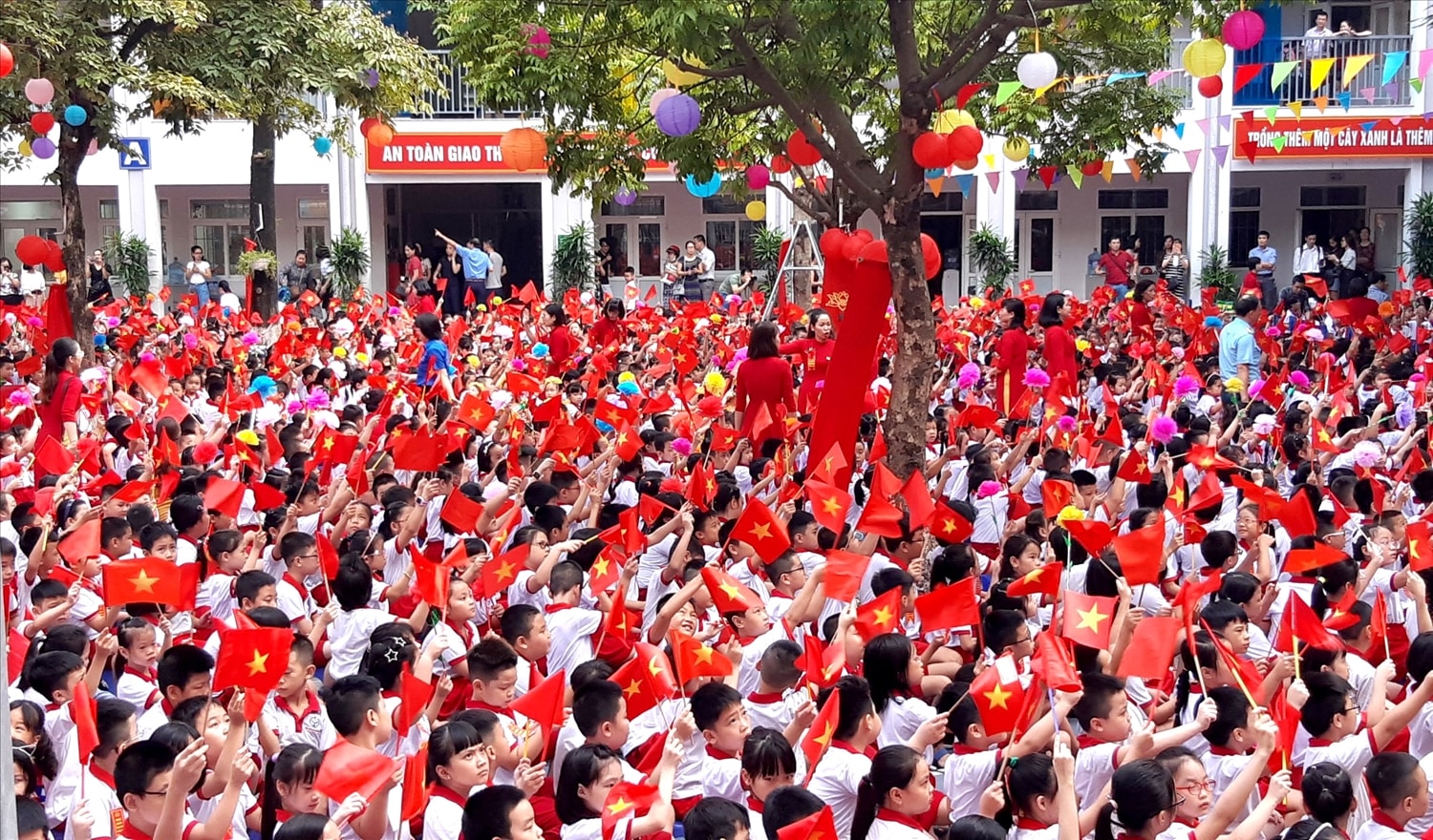 đột phá giáo dục