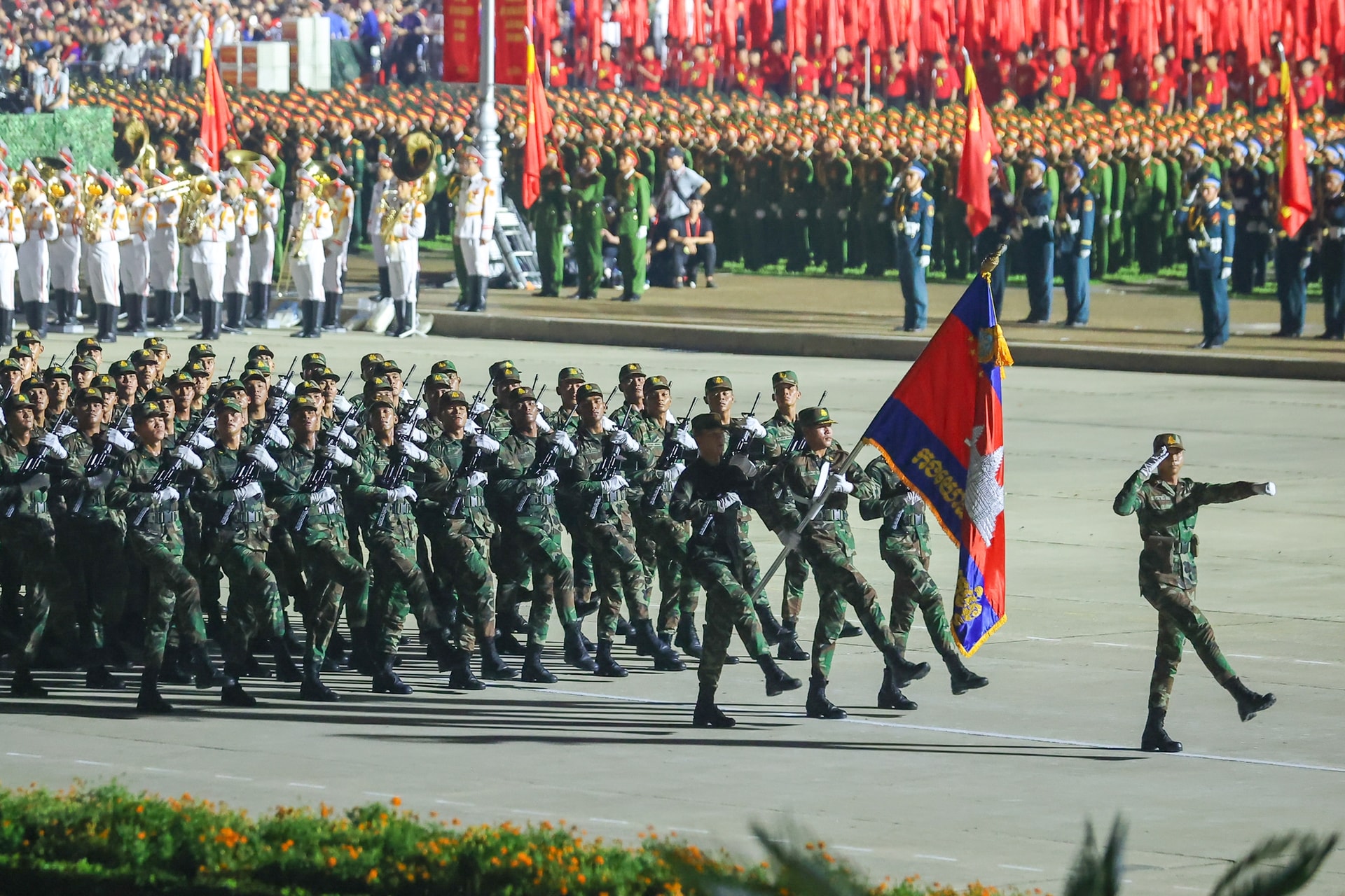 Diễu binh, diễu hành A80: Thể hiện khí thế hào hùng, sức mạnh của lực lượng vũ trang nhân dân- Ảnh 5. Diễu binh, diễu hành A80: Thể hiện khí thế hào hùng, sức mạnh của lực lượng vũ trang nhân dân- Ảnh 5.