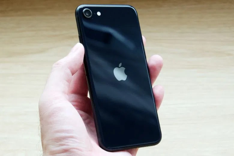 iphone se 3