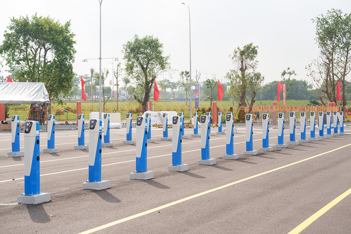 V-Green vận hành trạm sạc ôtô, xe máy điện VinFast lớn nhất cả nước với 1.200 cổng sạc, đặt tại Trung tâm triển lãm Việt Nam