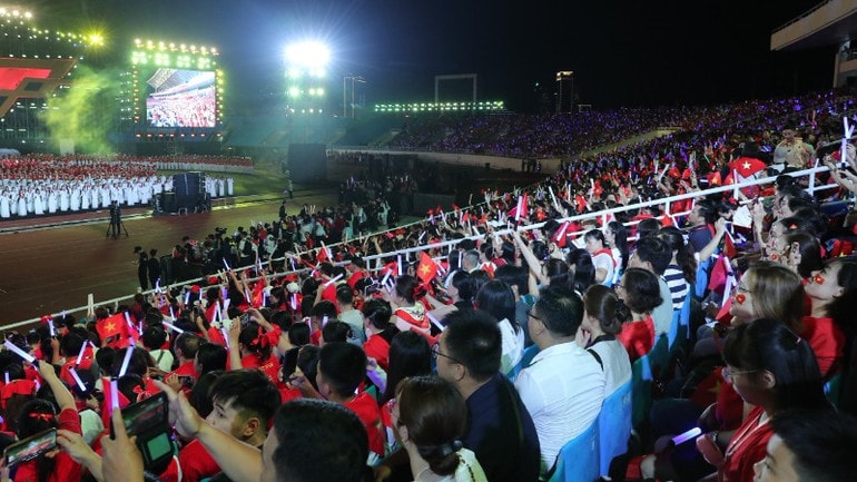 Van nghe ky niem 80 nam 5