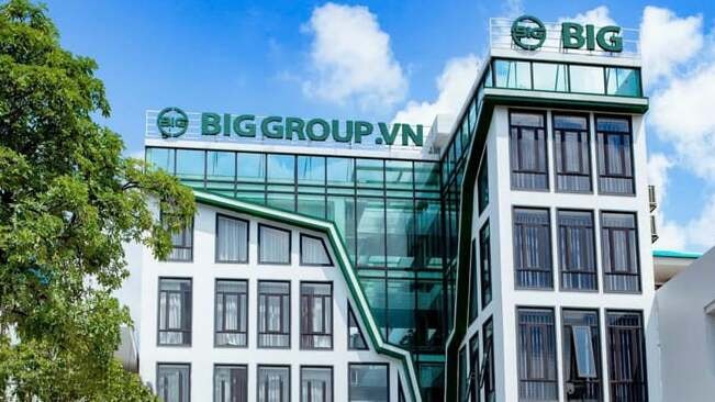biggroup.jpg