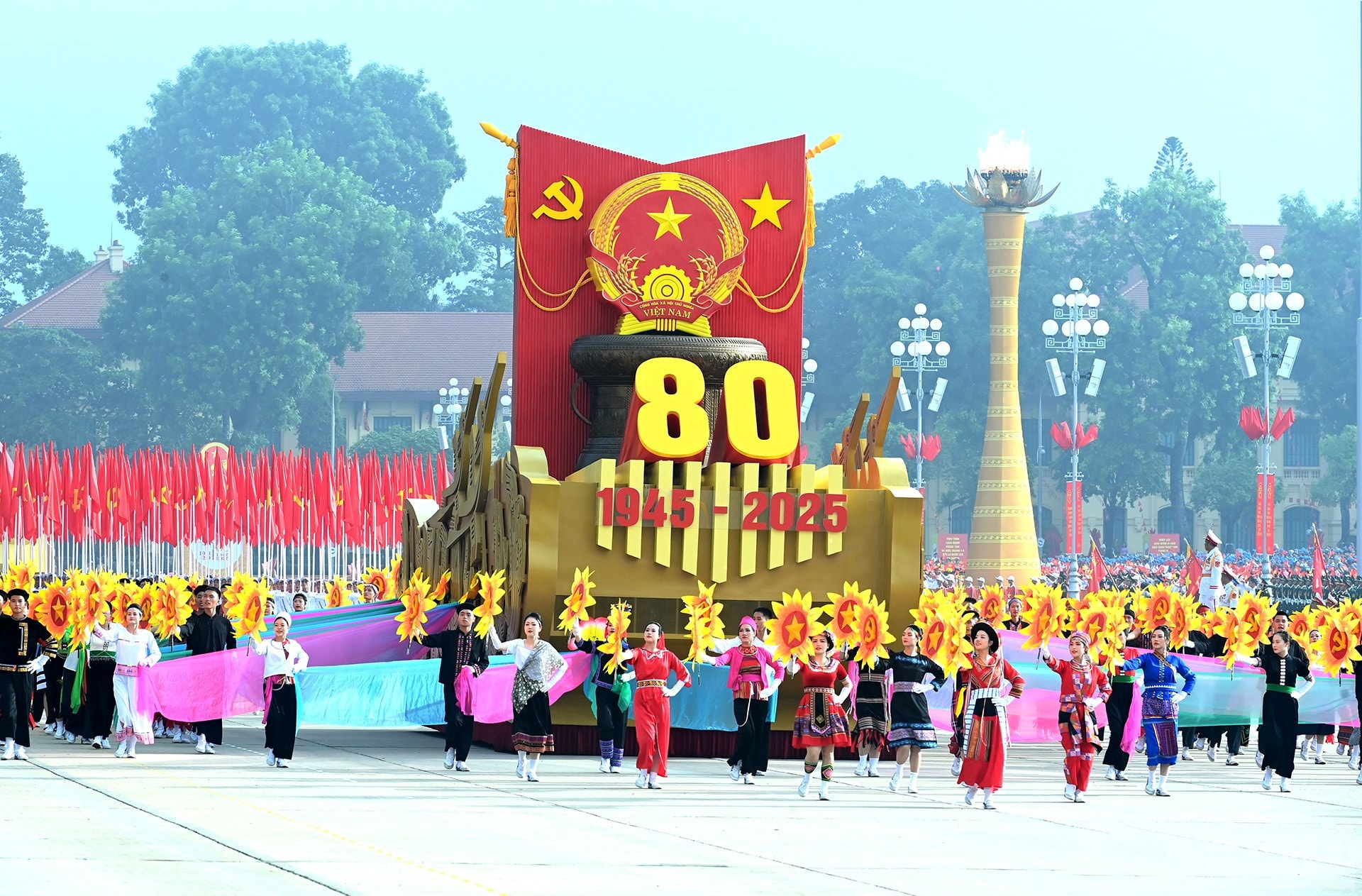 thư cảm ơn 80 năm