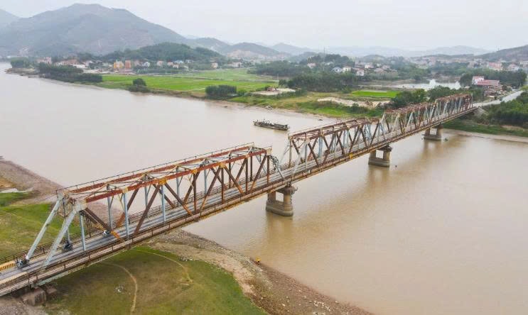 Cầu Cẩm Lý hiện tại