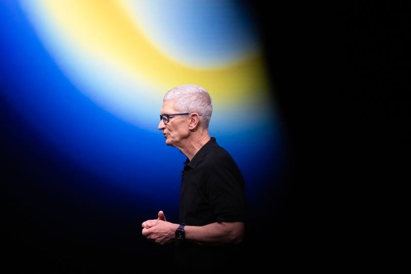 Tổng giám đốc điều hành Apple Tim Cook hầu như không đề cập đến AI trong sự kiện tiếp thị hôm thứ Ba.