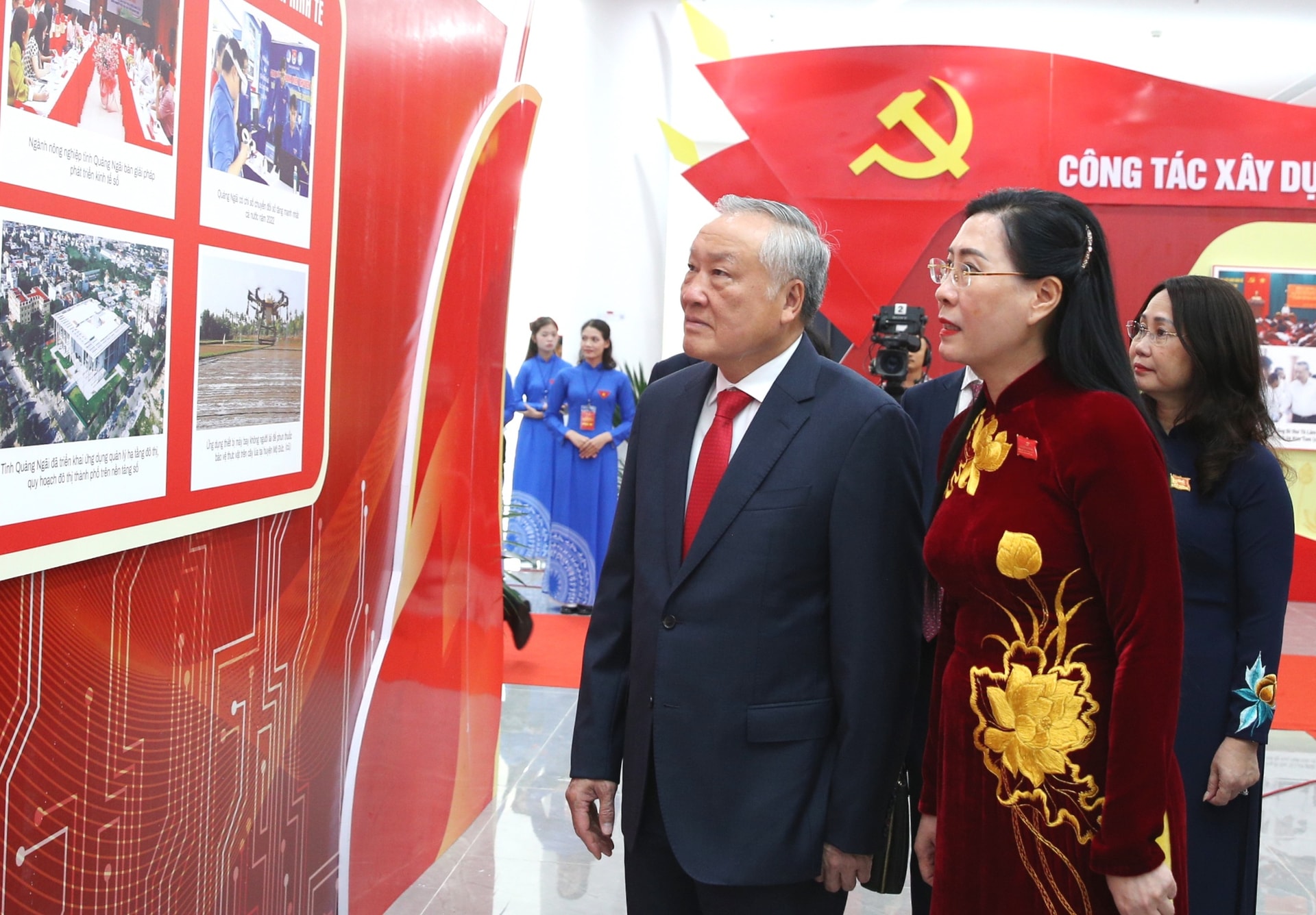 Đưa Quảng Ngãi trở thành tỉnh phát triển khá, một cực tăng trưởng quan trọng của khu vực miền Trung - Tây Nguyên- Ảnh 6. Đưa Quảng Ngãi trở thành tỉnh phát triển khá, một cực tăng trưởng quan trọng của khu vực miền Trung - Tây Nguyên- Ảnh 6.