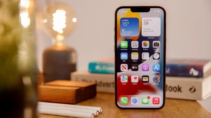 man hinh 13pro