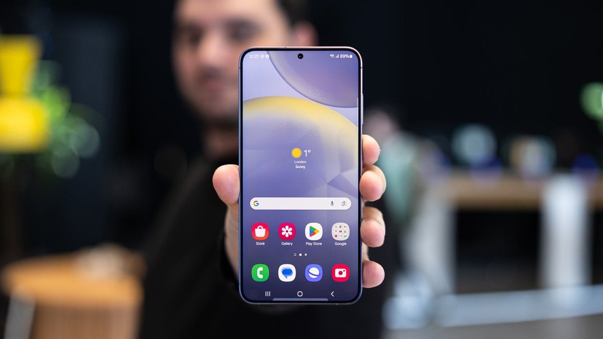 Galaxy S24 Plus x