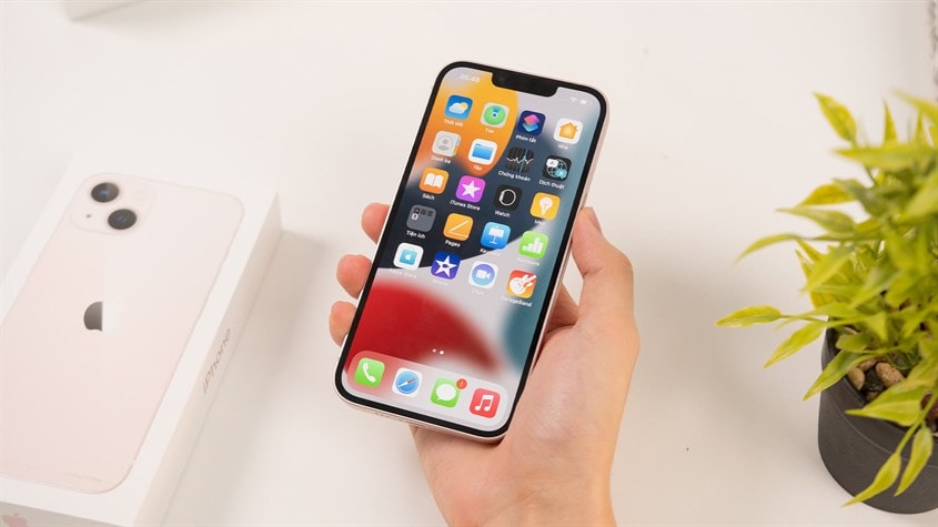 iphone2.jpg