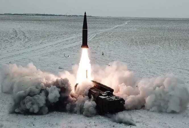 Iskander-M bắn