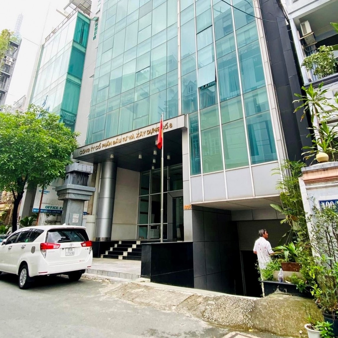 công ty xd số 8