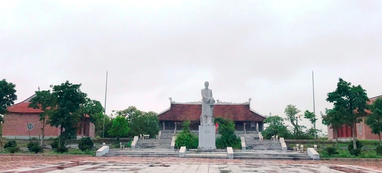 khu lưu niệm lê quý đôn