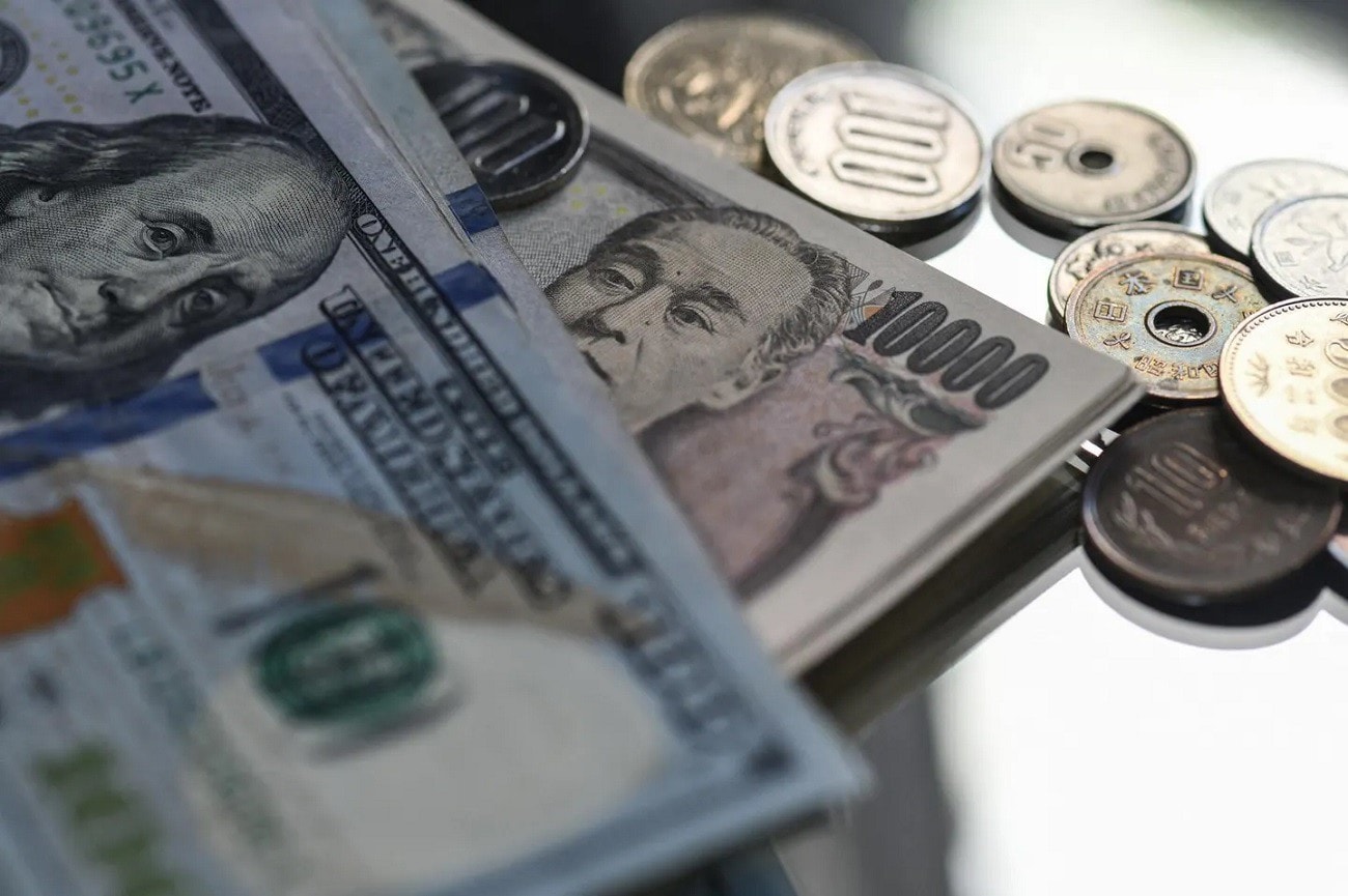 gia-ngoai-te-yen-usd.jpg