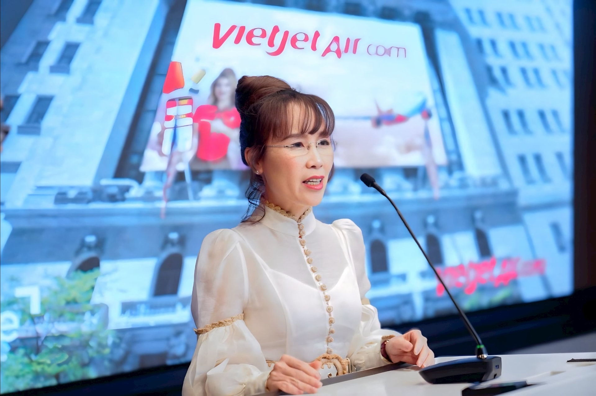 Nguyen thi phuong thao (1)