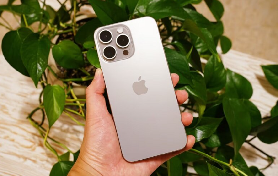 iphone2.png