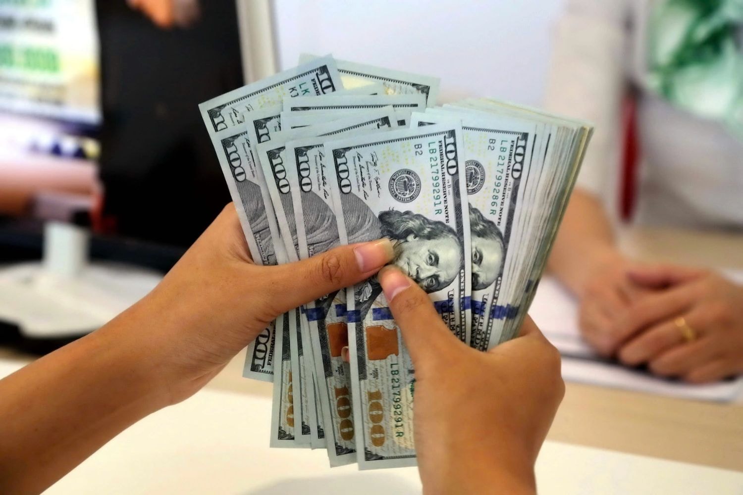 usd 21