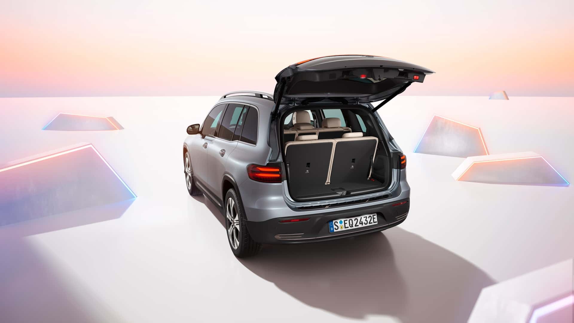 mercedes-eqb-restyling-2023 (2)