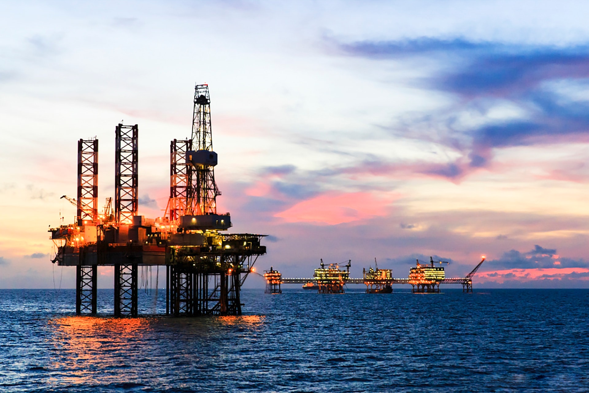 petrovietnam.jpg