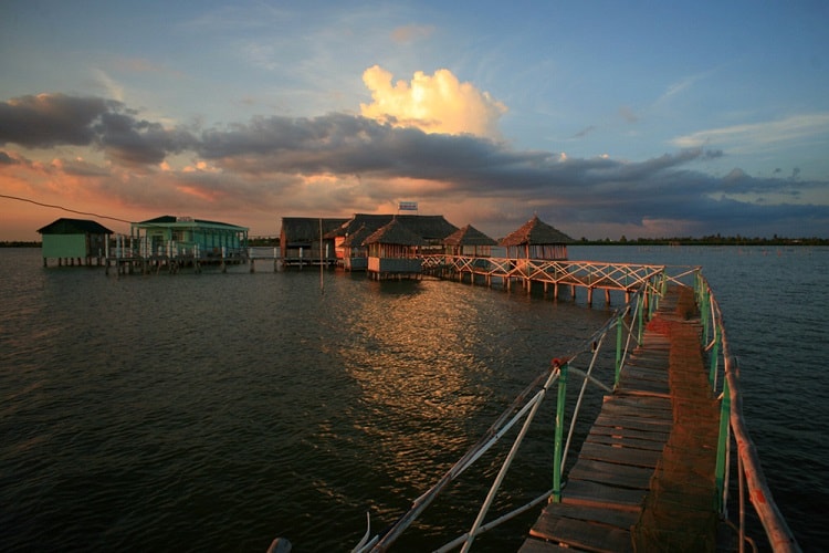 den-dam-thi-tuong-co-gi-choi-h2.jpg
