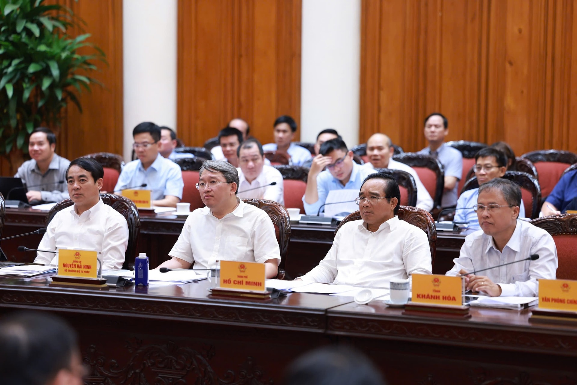 Thủ tướng chủ trì cuộc họp về tháo gỡ, khó khăn vướng mắc cho các dự án tồn đọng, kéo dài- Ảnh 4.