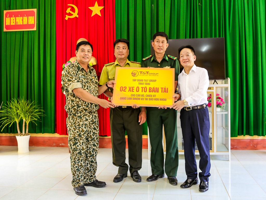 T&T đồng hành cùng trường sa (3)