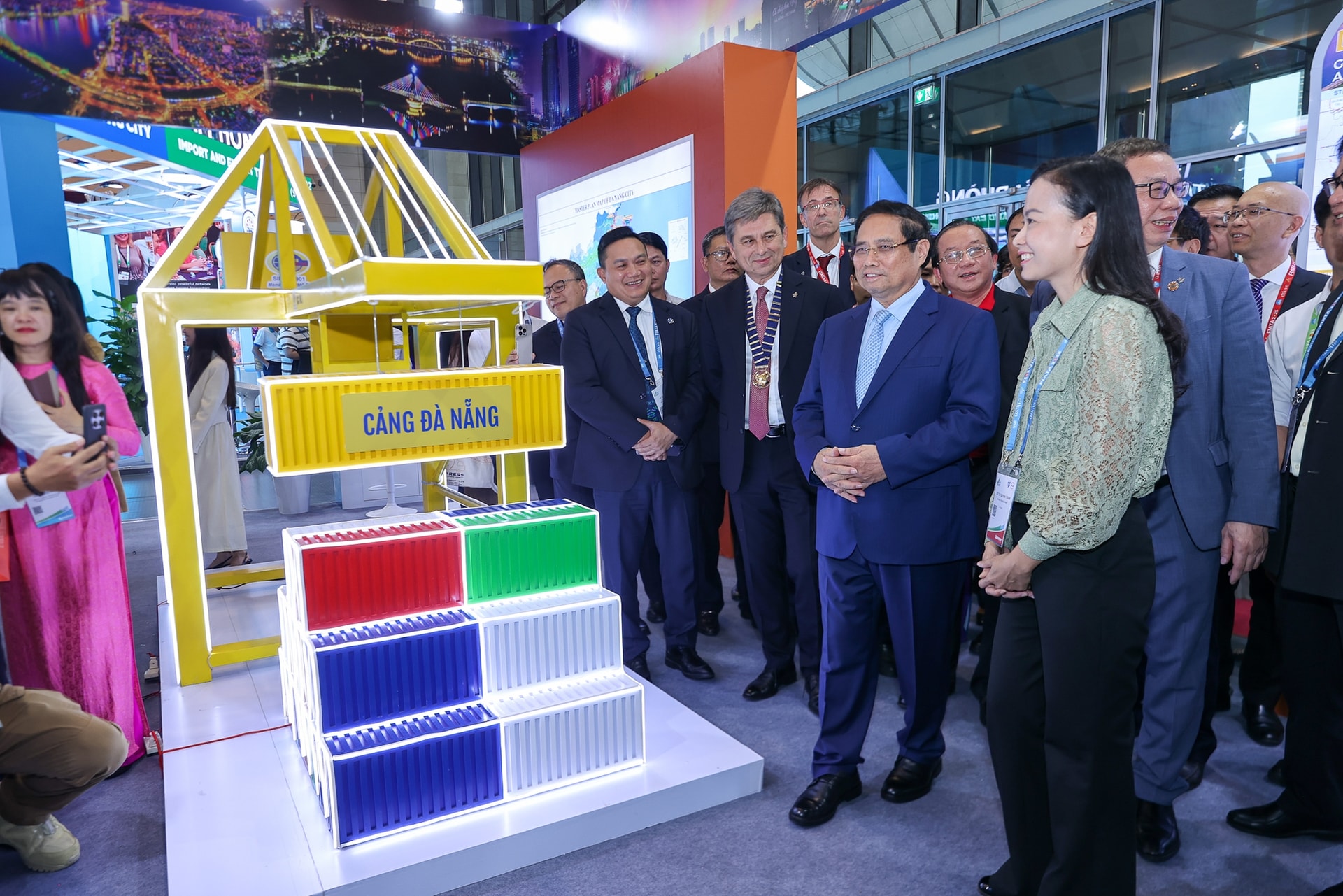 Thủ tướng: Việt Nam là đối tác tin cậy trong lĩnh vực logistics, kết nối con người, kết nối quốc gia- Ảnh 3.