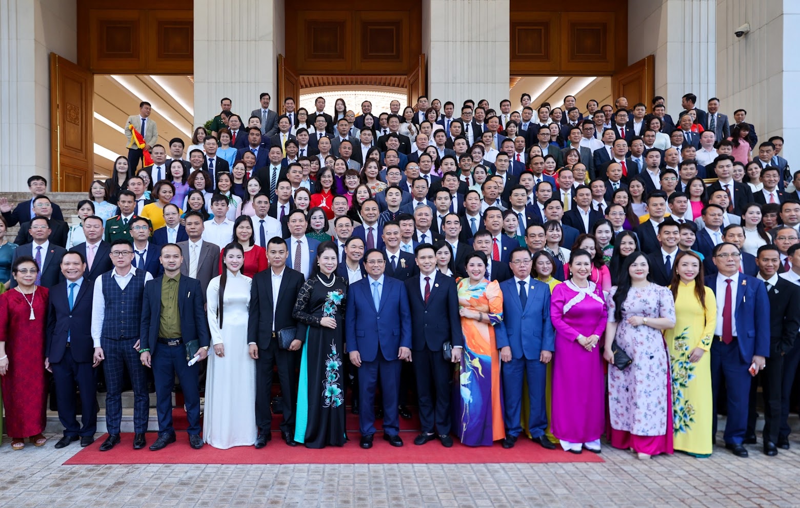 Thủ tướng đề nghị doanh nghiệp, doanh nhân Việt Nam phát huy '3 tiên phong'- Ảnh 10.